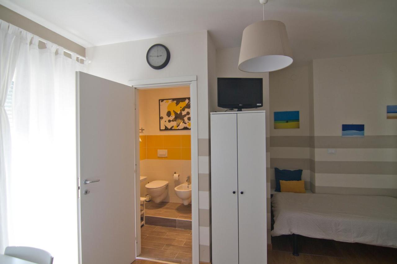 Le Stanze Di Adele Bed & Breakfast LʼAquila Exterior foto