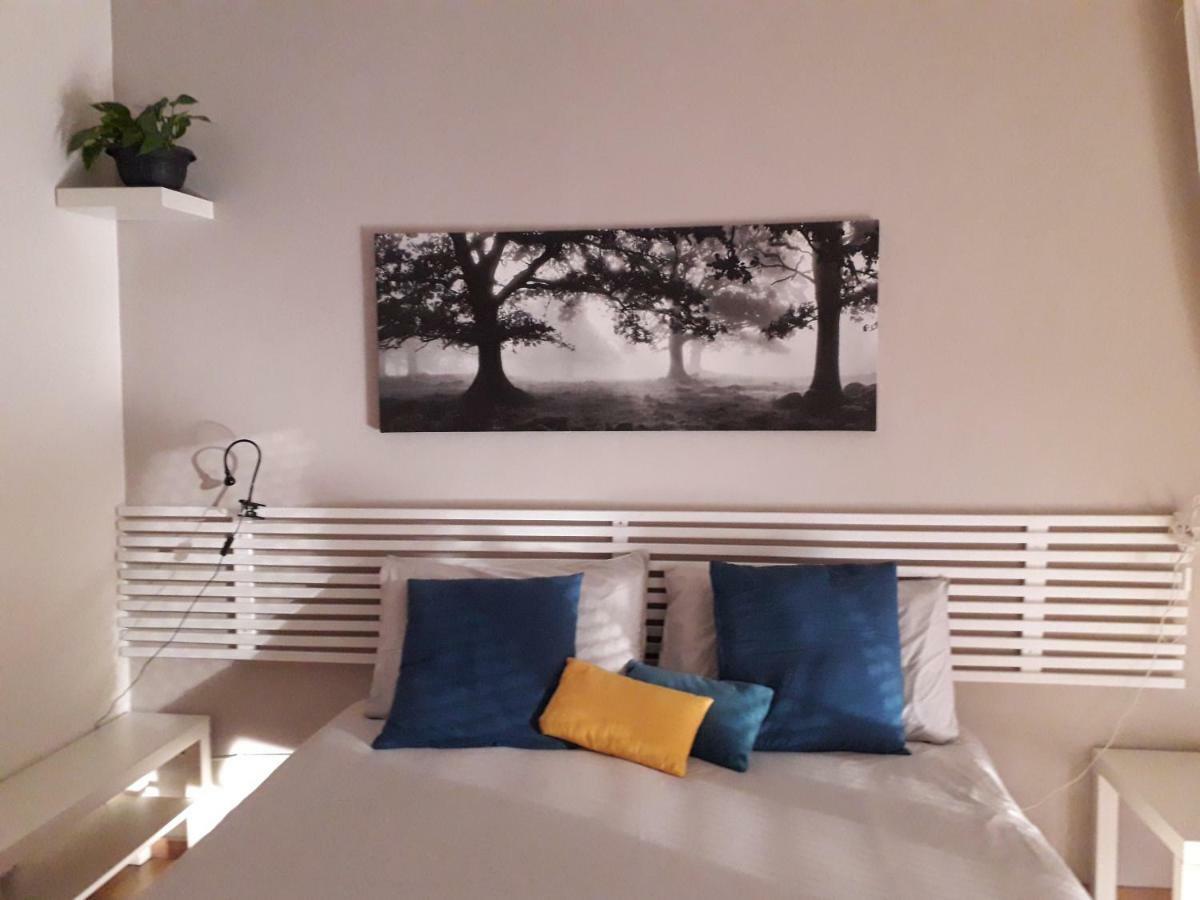 Le Stanze Di Adele Bed & Breakfast LʼAquila Exterior foto
